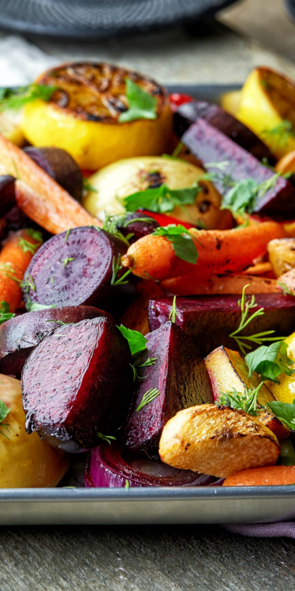 Roasted Fall Vegetables
 Roasted Fall Ve ables with Maple Thyme and Apple 31 Daily