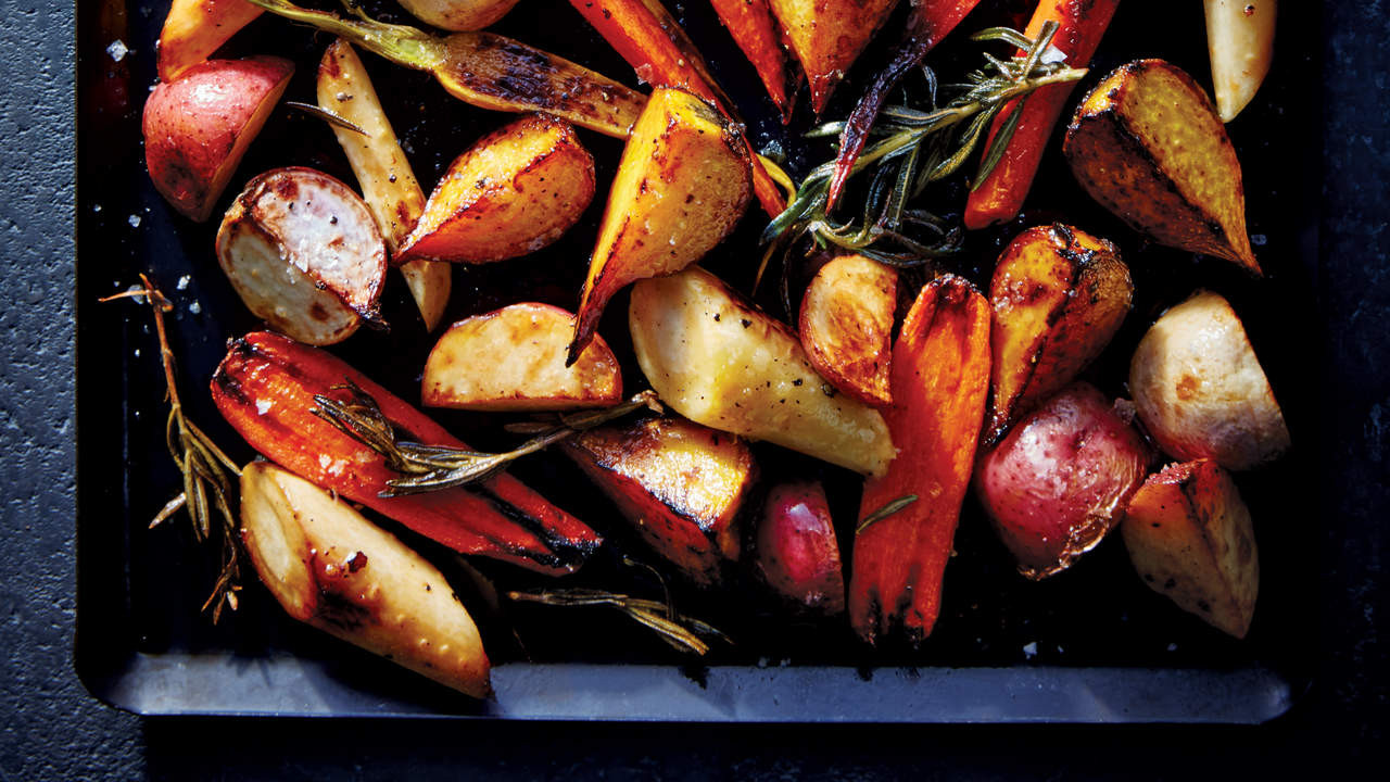 Roasted Vegetables Thanksgiving Recipe
 Healthy Thanksgiving Recipes With Fresh Fall Ve ables