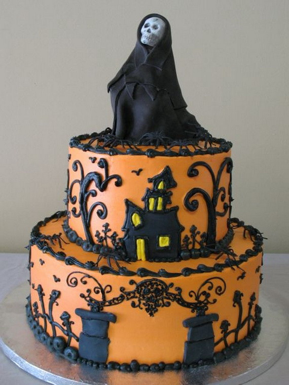 Scarey Halloween Cakes
 Halloween Creative Cake Decorating Ideas family holiday