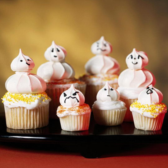 Scary Halloween Cupcakes
 Woot Finger Tips Scary Cupcakes Dare to Eat