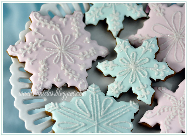 Snowflake Christmas Cookies
 Haniela s Winter Snowflake Cookies