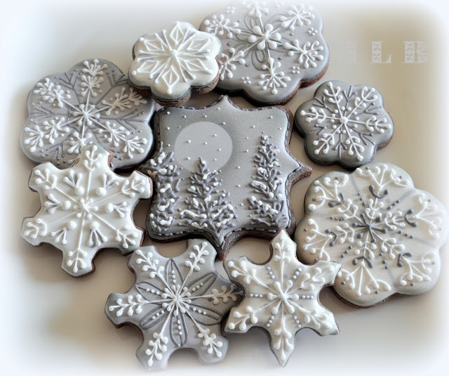 Snowflake Christmas Cookies
 Day 5 Holiday Favorites Snowflake Cookies
