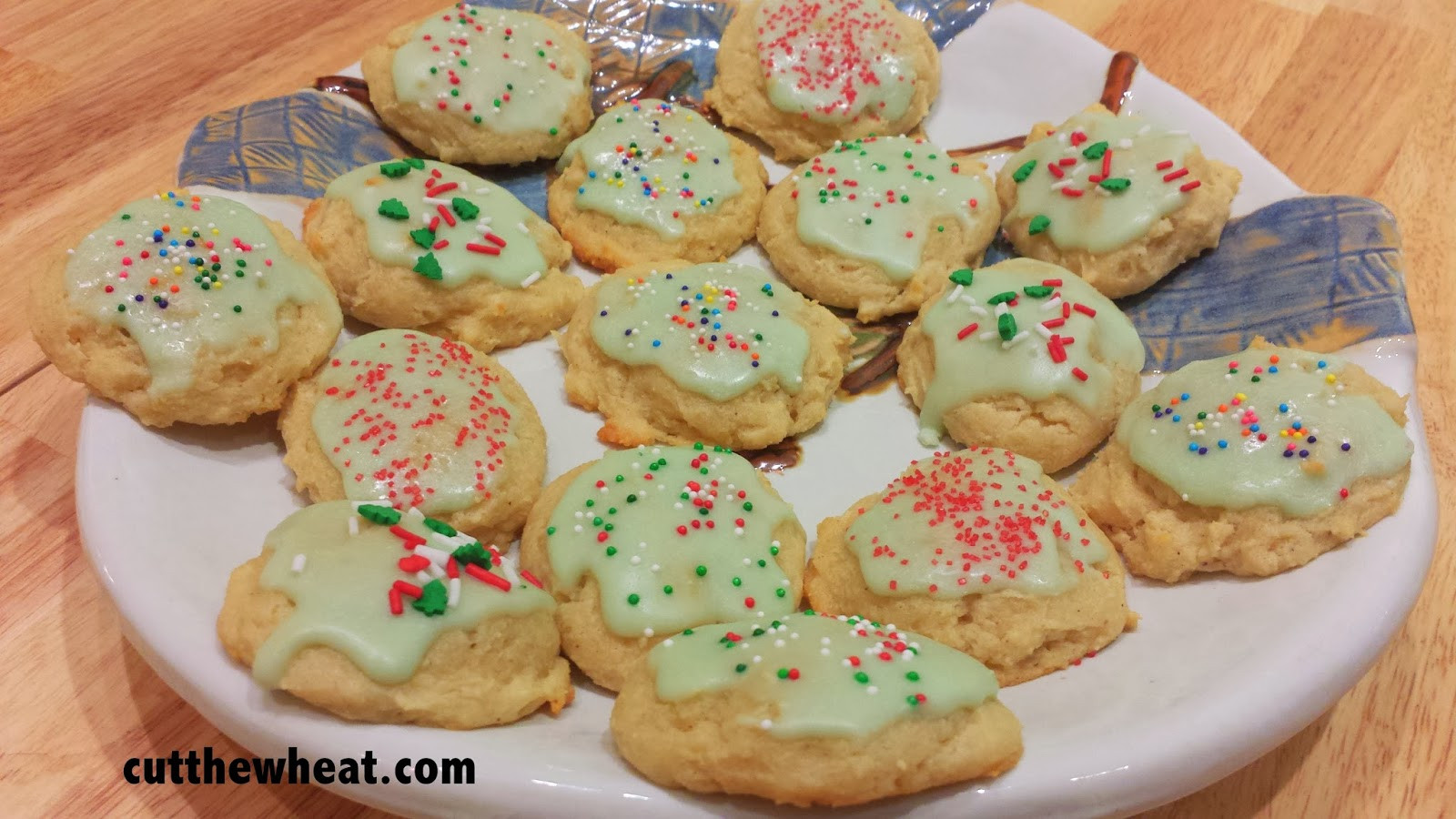 Sour Cream Christmas Cookies
 Sour Cream Drop Cookies with Icing