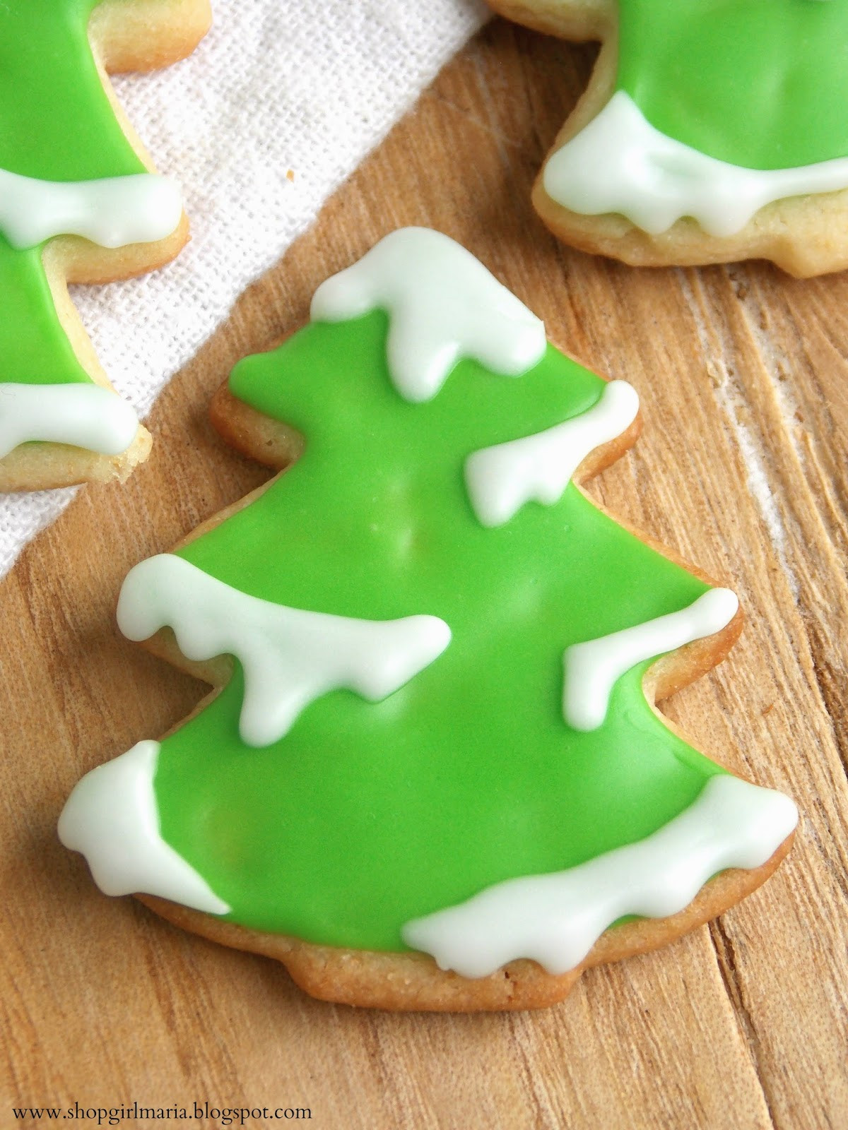 Sugar Cookies Christmas Tree
 Snowy Tree Sugar Cookies