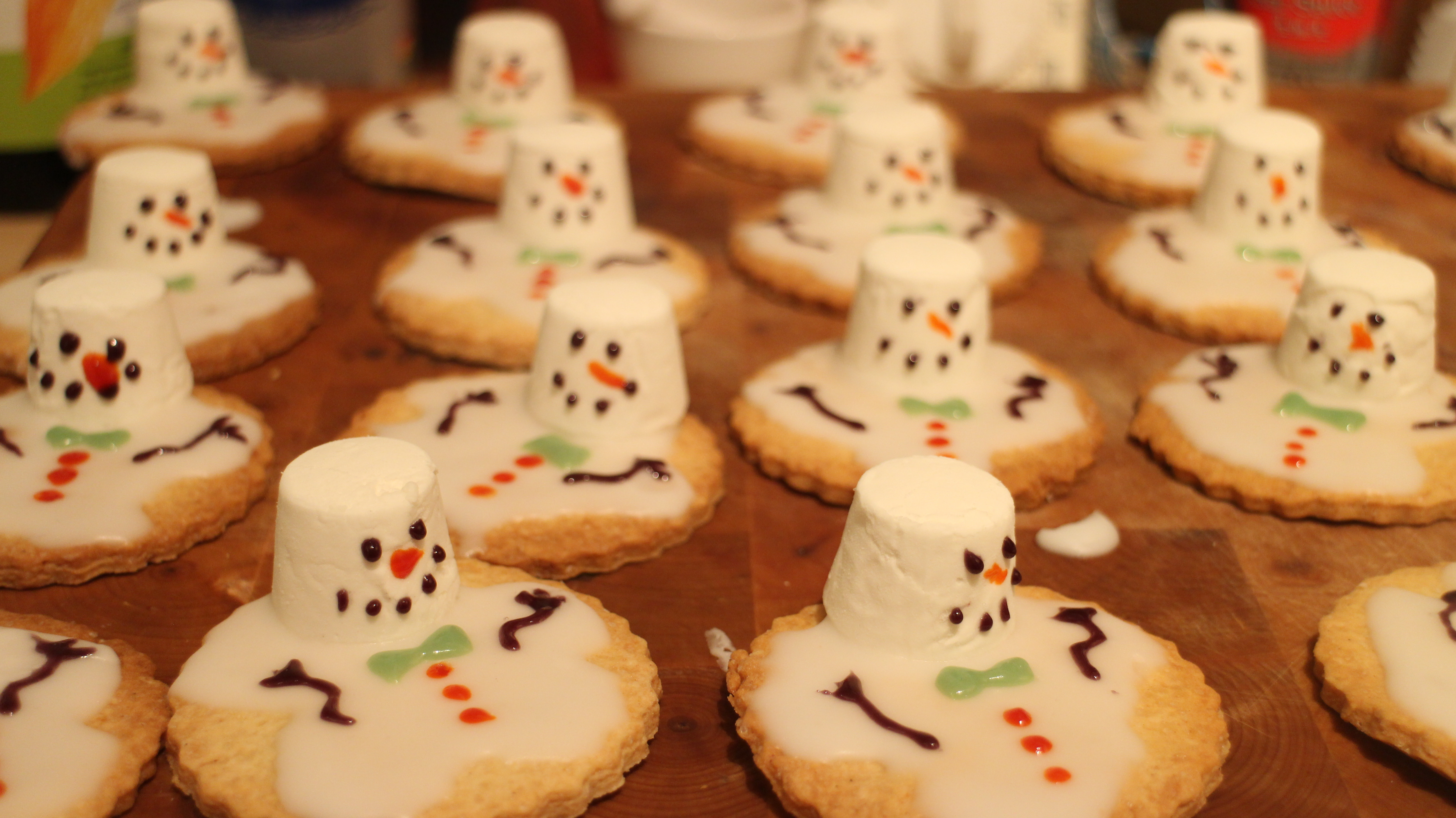 Super Easy Christmas Cookies
 Super easy christmas cookies