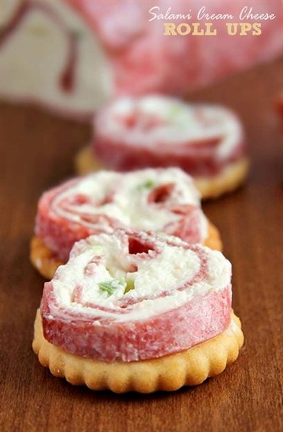 Thanksgiving 2019 Appetizers
 These Salami and Cream Cheese Roll Ups are insanely easy