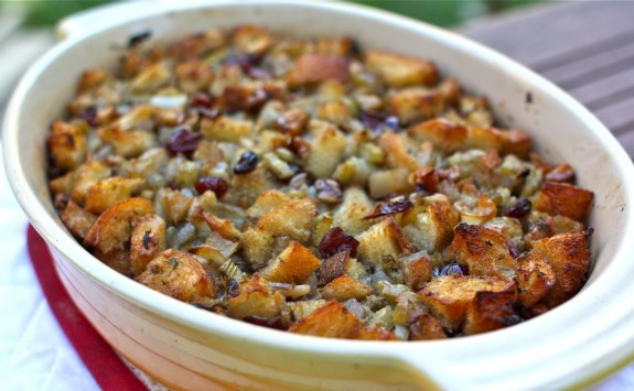 Thanksgiving Bread Stuffing
 A Virtual Thanksgiving Recipe Seasonal Fruit & Herbs