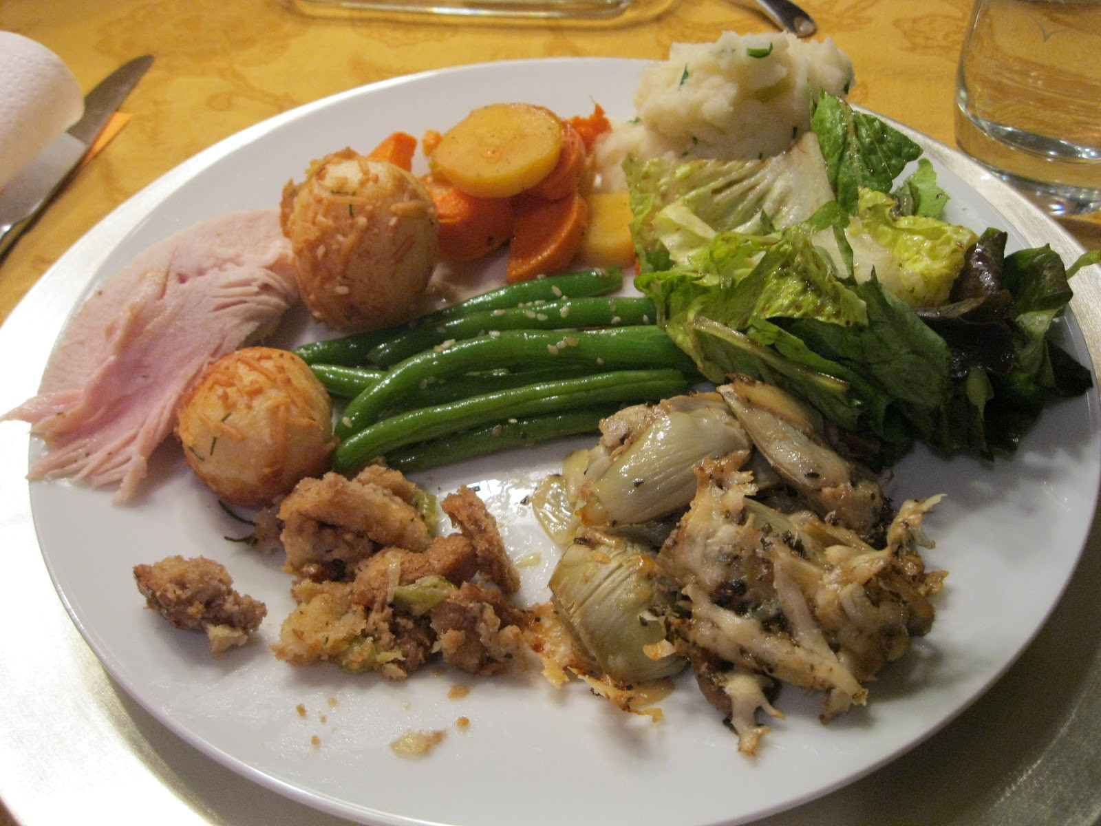Thanksgiving Dinner Plate
 Chewy Morsels Turkey Day Feast