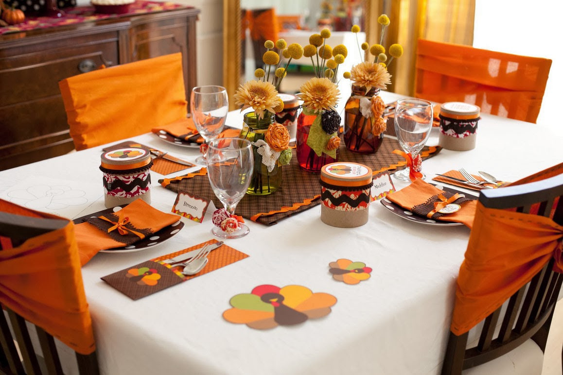 Thanksgiving Dinner Table
 How to Throw a Great Thanksgiving Dinner Party for Your