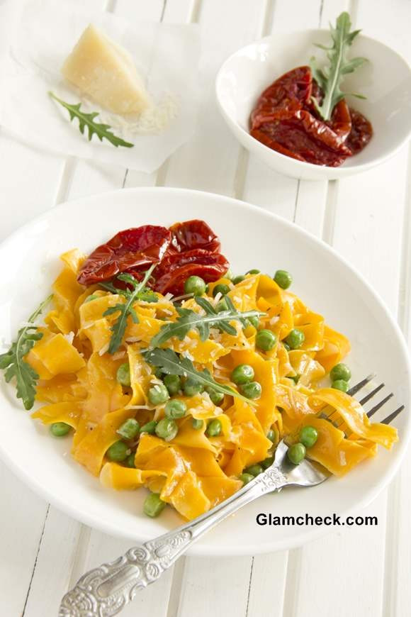 Thanksgiving Pasta Side Dishes
 Serve Pumpkin Dishes Stylishly This Thanksgiving