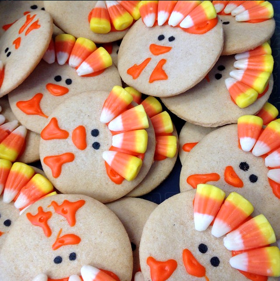 Thanksgiving Turkey Cookies
 10 Thanksgiving Themed Treats For Children And Adults