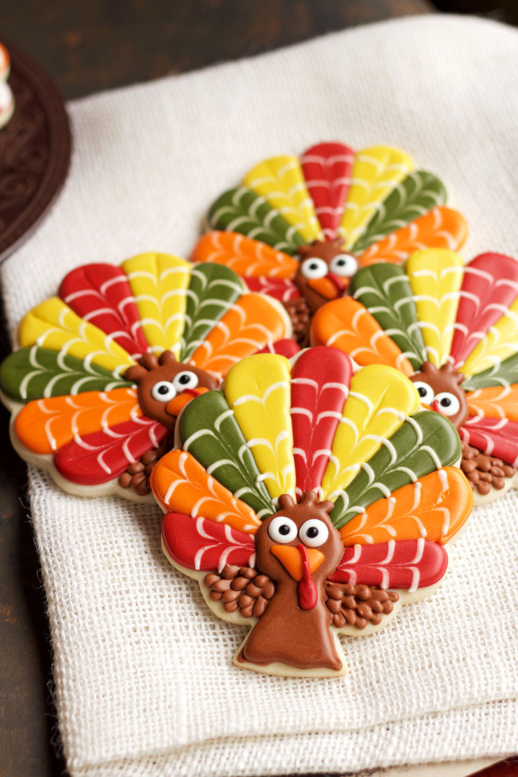 Thanksgiving Turkey Cookies
 Decorated Turkey Cookies