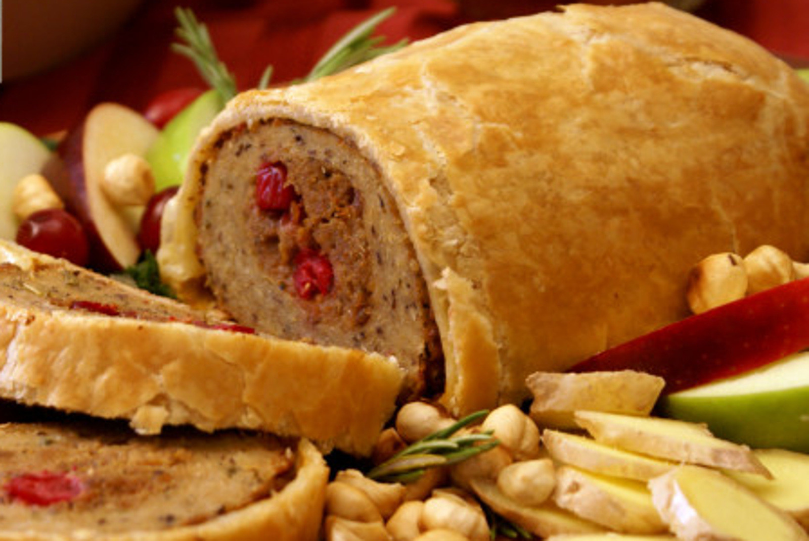 Turkey Alternatives Thanksgiving
 The Best Meatless Turkey Alternatives for Thanksgiving