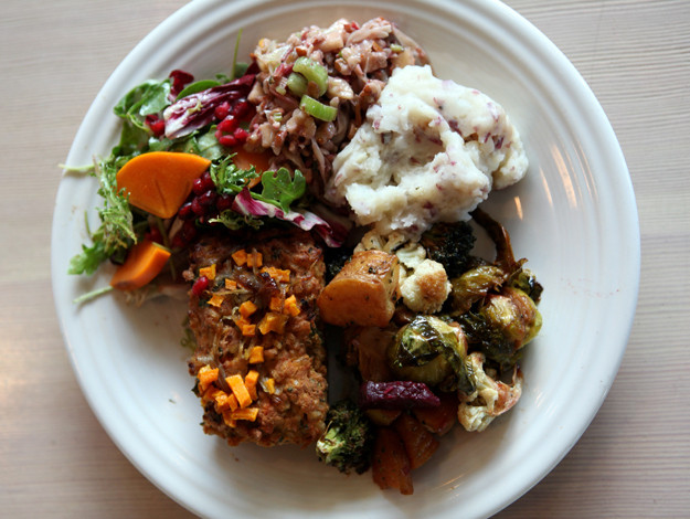 Vegetarian Thanksgiving Los Angeles
 Cafe Gratitude fers Free Vegan Thanksgiving Meal – CBS