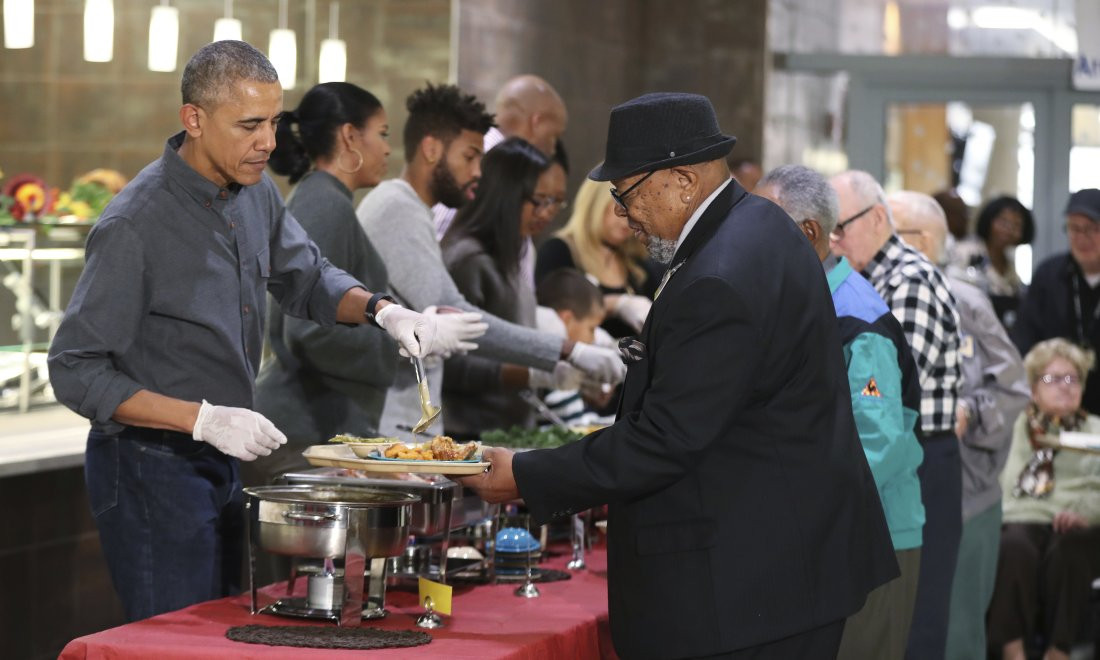 Was Turkey Served At The First Thanksgiving
 Friends Family Turkey and Touchdowns for Obamas Holiday