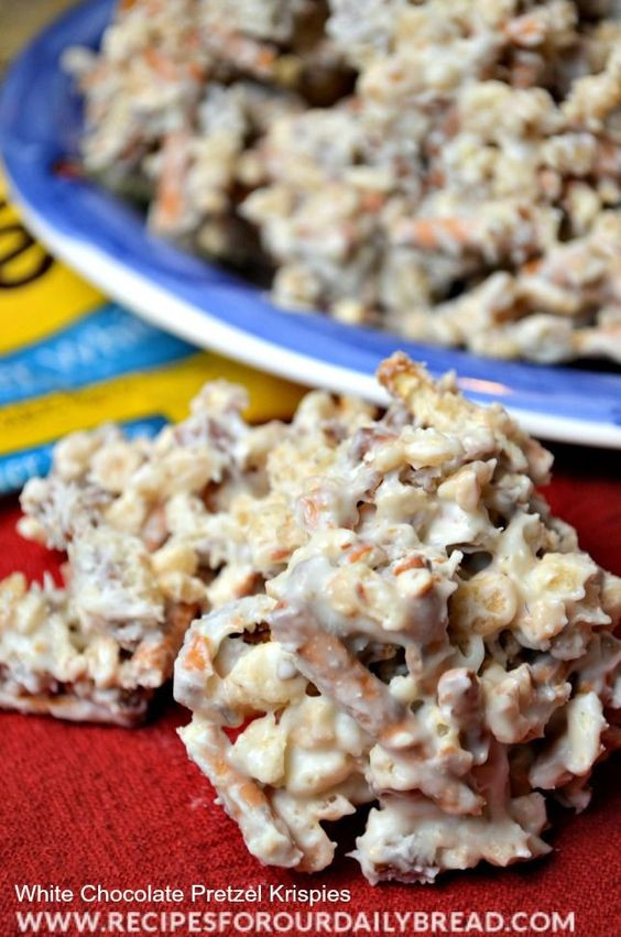 White Christmas Candy
 QUICK AND EASY WHITE CHOCOLATE PRETZEL KRISPIES