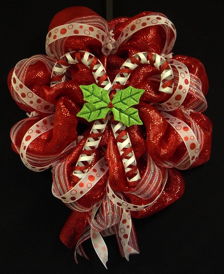 Why Are Candy Canes Associated With Christmas
 Best 25 Candy Cane Wreath ideas on Pinterest